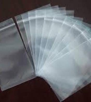 Sacos plásticos com ziplock documento